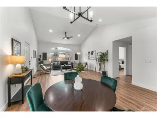 Photo #2: 6777195 Listing