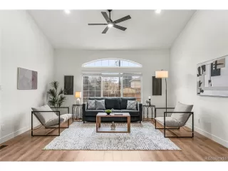 Photo #4: 6777195 Listing