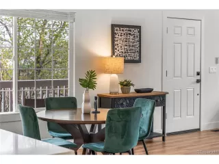 Photo #6: 6777195 Listing