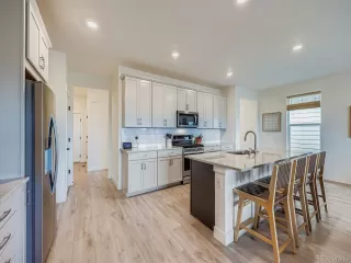 Photo #3: 6778584 Listing