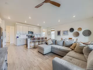 Photo #6: 6778584 Listing