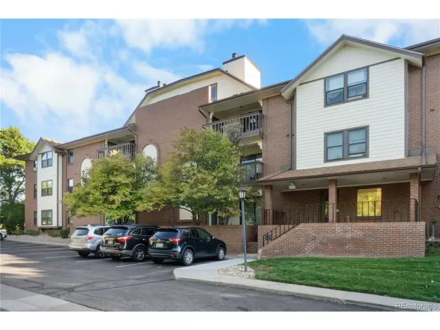 MLS: 6778831 Condo For Sale