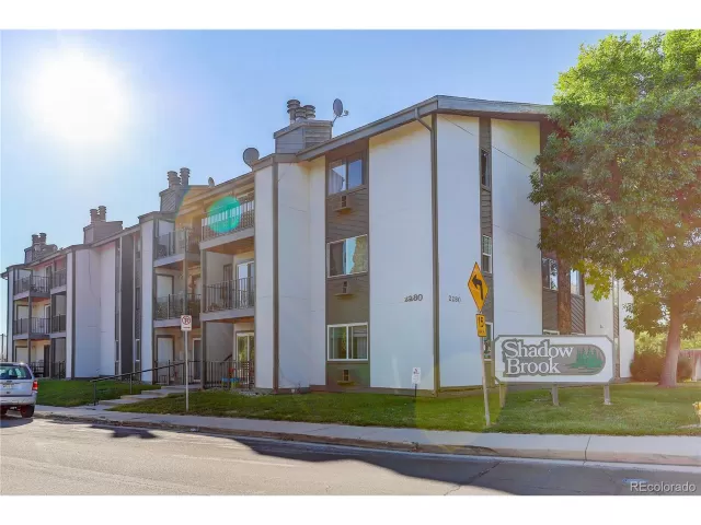 MLS: 6779537 Condo For Sale