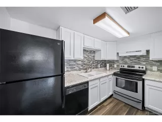 Photo #2: 6782430 Listing