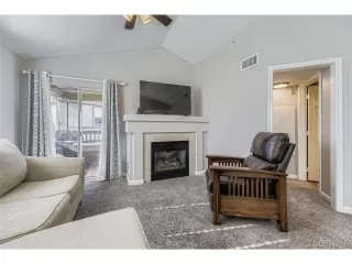 Photo #2: 6783160 Listing 