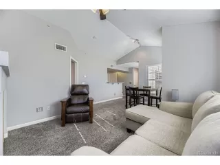 Photo #4: 6783160 Listing 