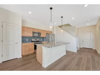 Photo #6: 6785094 Listing