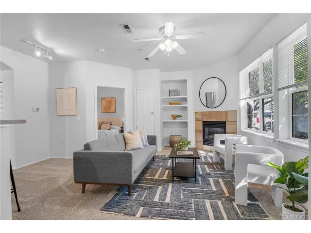 MLS: 6786067 Condo For Sale