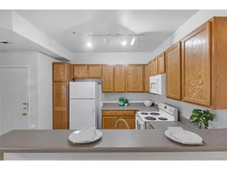 Photo #3: 6786067 Listing