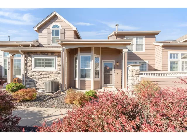 MLS: 6787732 Condo For Sale