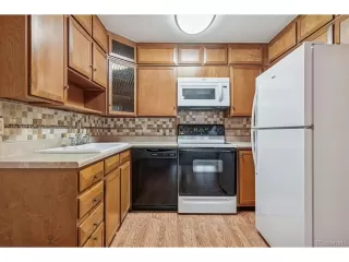 Photo #2: 6788079 Listing 