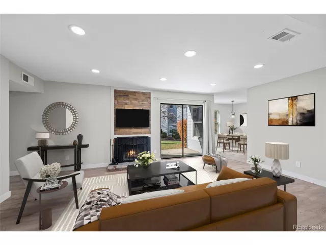MLS: 6788810 Condo For Sale