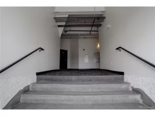 Photo #2: 6791801 Listing 