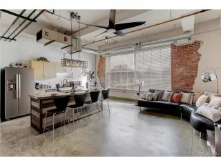 Photo #5: 6791801 Listing 