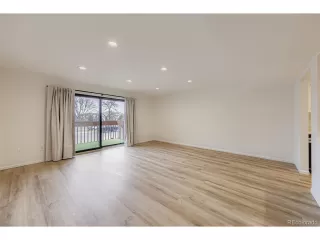 Photo #5: 6792637 Listing 