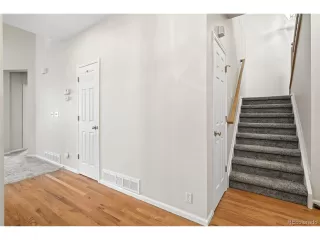 Photo #6: 6793279 Listing