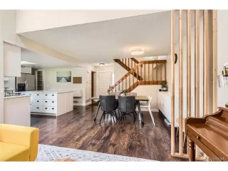 Photo #4: 6799795 Listing