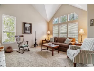 Photo #4: 6801348 Listing