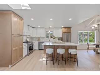 Photo #4: 6801682 Listing