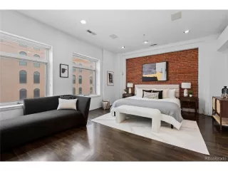 Photo #4: 6802322 Listing