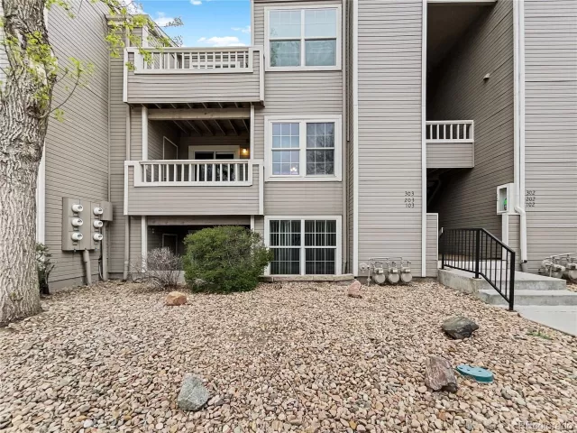 MLS: 6802959 Condo For Sale