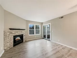 Photo #4: 6802959 Listing