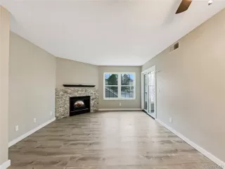 Photo #6: 6802959 Listing