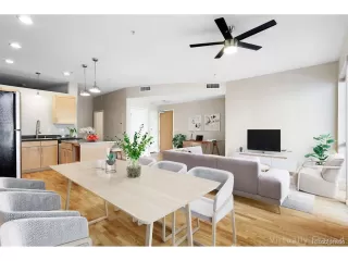 Photo #3: 6803171 Listing