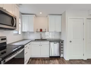 Photo #6: 6804283 Listing