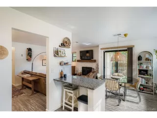 Photo #3: 6804494 Listing