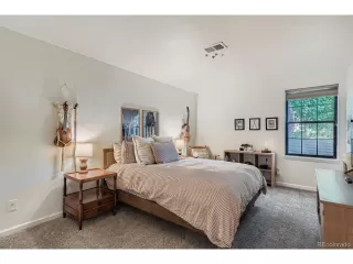 Photo #5: 6804494 Listing