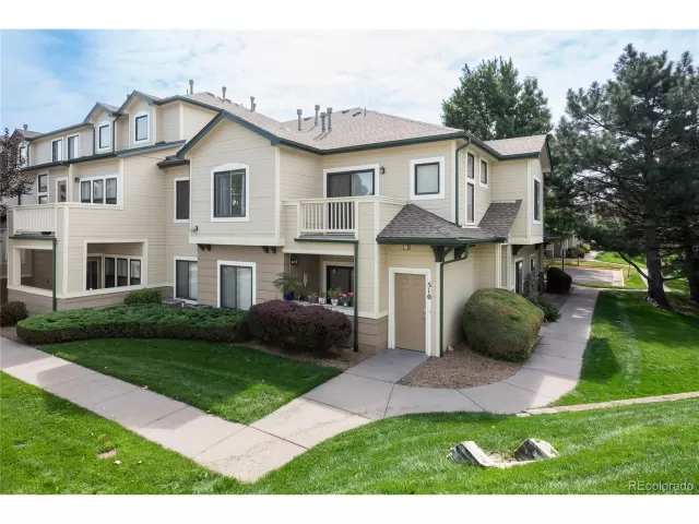 MLS: 6805467 Condo For Sale