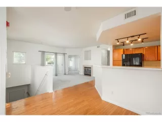 Photo #4: 6805467 Listing 