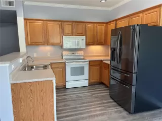 Photo #3: 6805468 Listing 