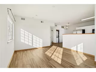 Photo #4: 6807997 Listing 