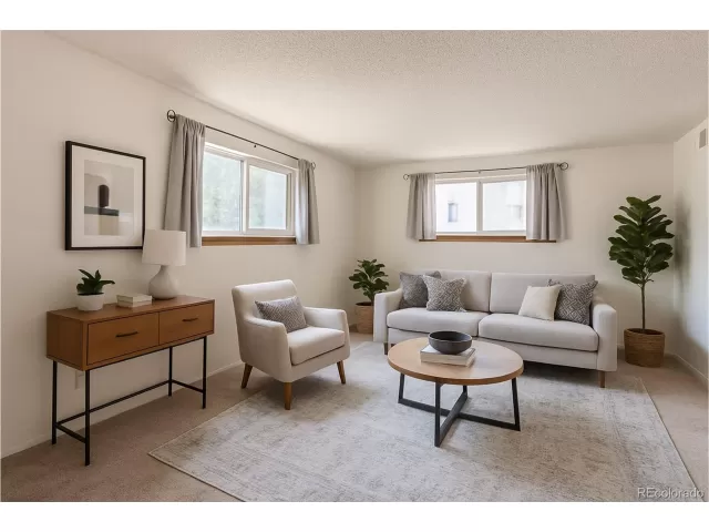 MLS: 6809502 Condo For Sale