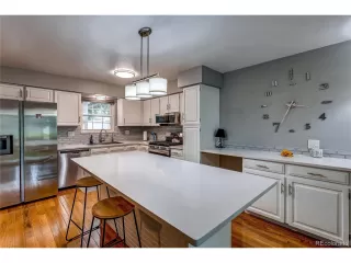 Photo #4: 6810849 Listing 