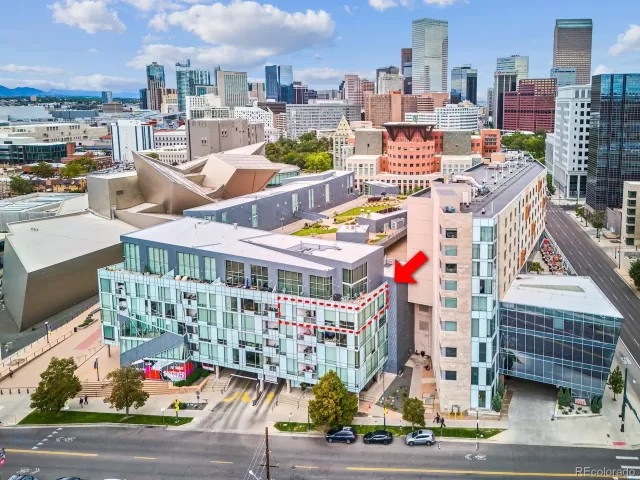 MLS: 6811550 Condo For Sale