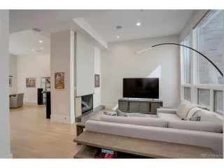 Photo #2: 6813487 Listing 