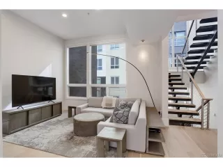 Photo #3: 6813487 Listing 