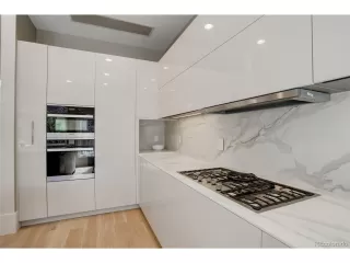 Photo #6: 6813487 Listing 