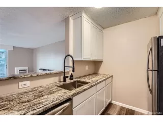 Photo #6: 6815858 Listing 