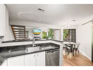 Photo #6: 6816354 Listing 