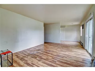 Photo #3: 6817257 Listing 