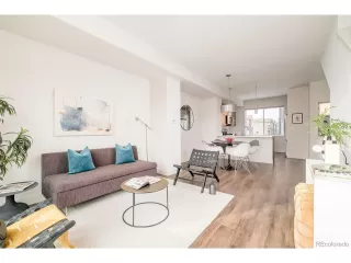 Photo #2: 6817935 Listing