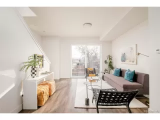 Photo #4: 6817935 Listing