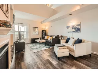 Photo #6: 6818172 Listing 