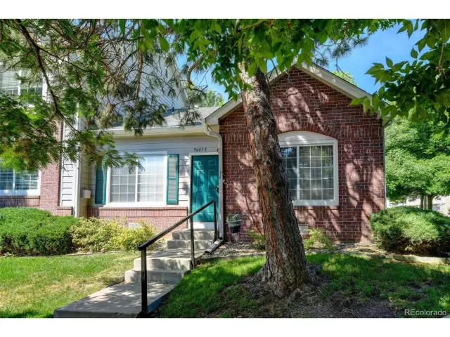 MLS: 6820084 Condo For Sale