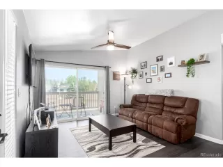 Photo #3: 6820338 Listing