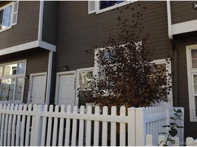 MLS: 6821270 Condo For Sale